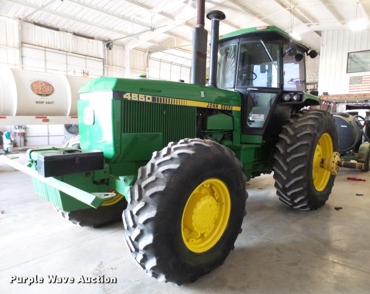 image for item L1525 1983 John Deere 4650 MFWD tractor