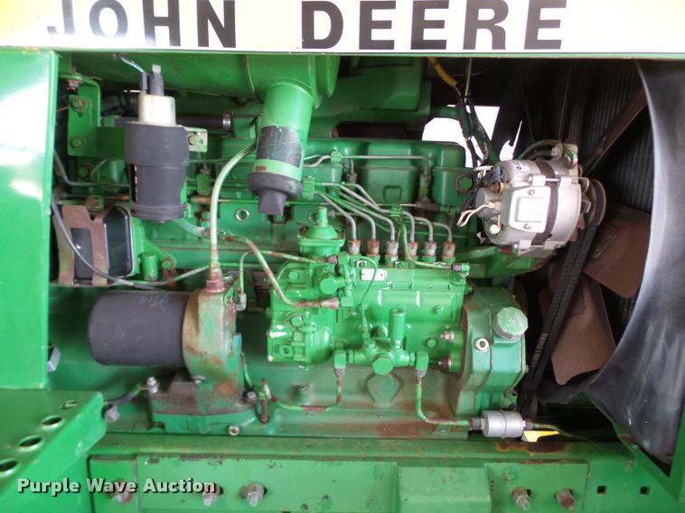 image for item L1525 1983 John Deere 4650 MFWD tractor