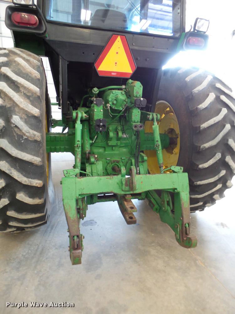 image for item L1525 1983 John Deere 4650 MFWD tractor