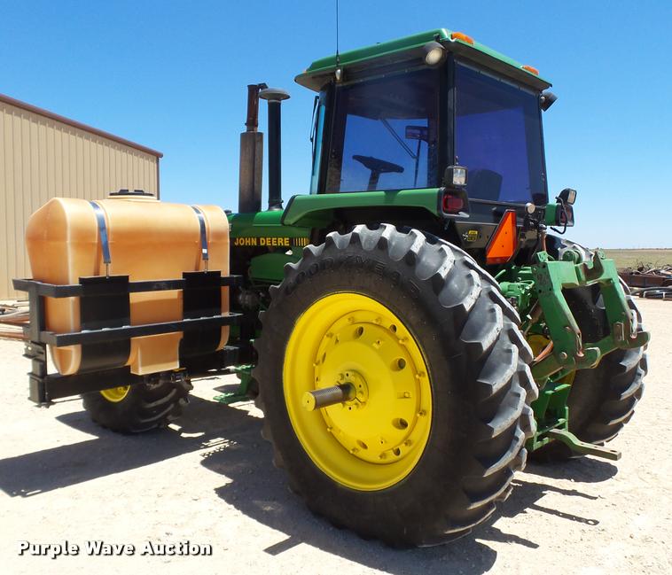 image for item L1526 1991 John Deere 4955 MFWD tractor