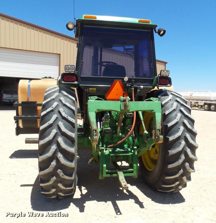 image for item L1526 1991 John Deere 4955 MFWD tractor