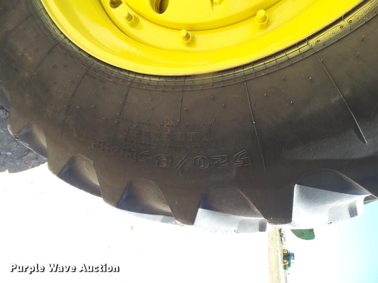 image for item L1526 1991 John Deere 4955 MFWD tractor