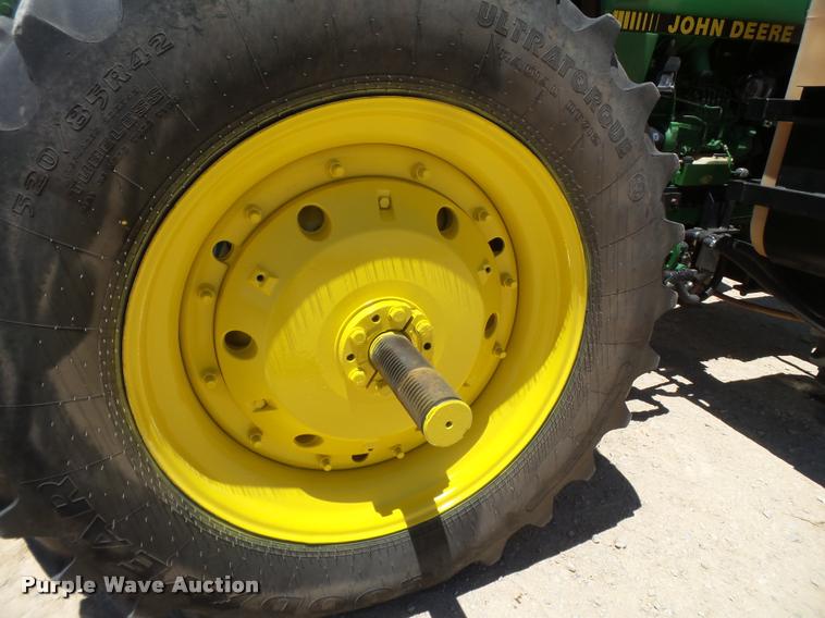 image for item L1526 1991 John Deere 4955 MFWD tractor