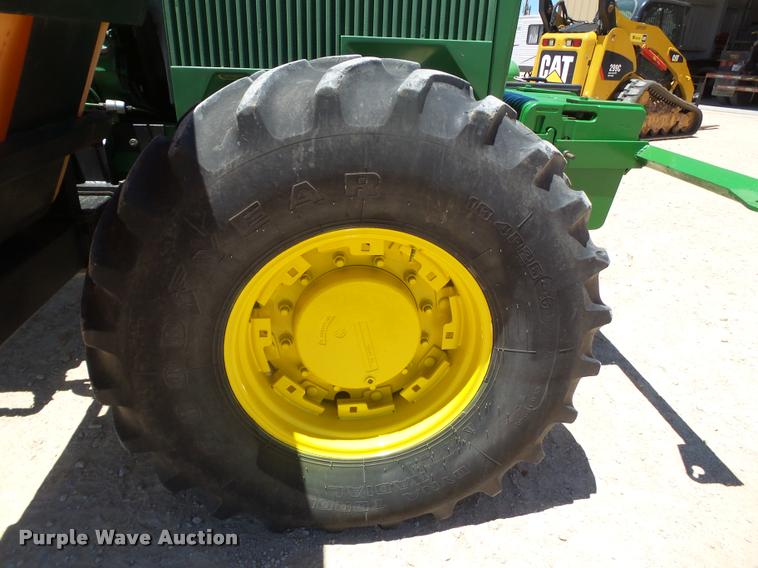 image for item L1526 1991 John Deere 4955 MFWD tractor