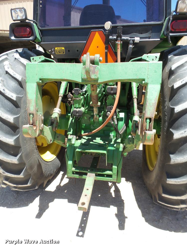 image for item L1526 1991 John Deere 4955 MFWD tractor