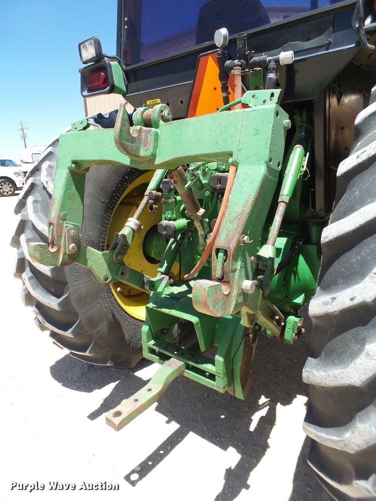 image for item L1526 1991 John Deere 4955 MFWD tractor