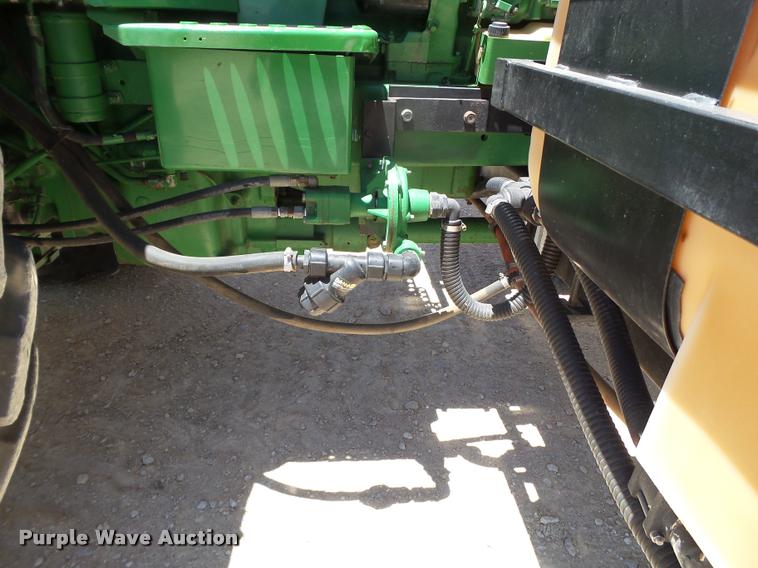 image for item L1526 1991 John Deere 4955 MFWD tractor