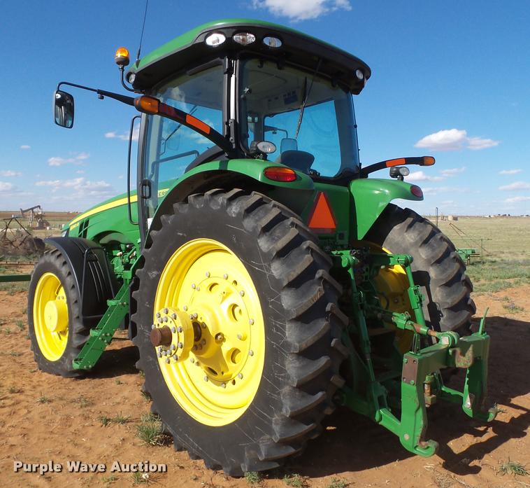 image for item L1528 2011 John Deere 8260R MFWD tractor