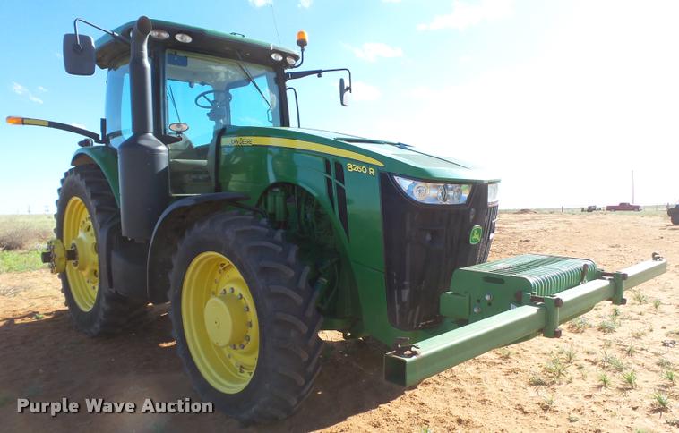 image for item L1528 2011 John Deere 8260R MFWD tractor