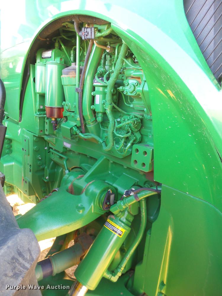 image for item L1528 2011 John Deere 8260R MFWD tractor