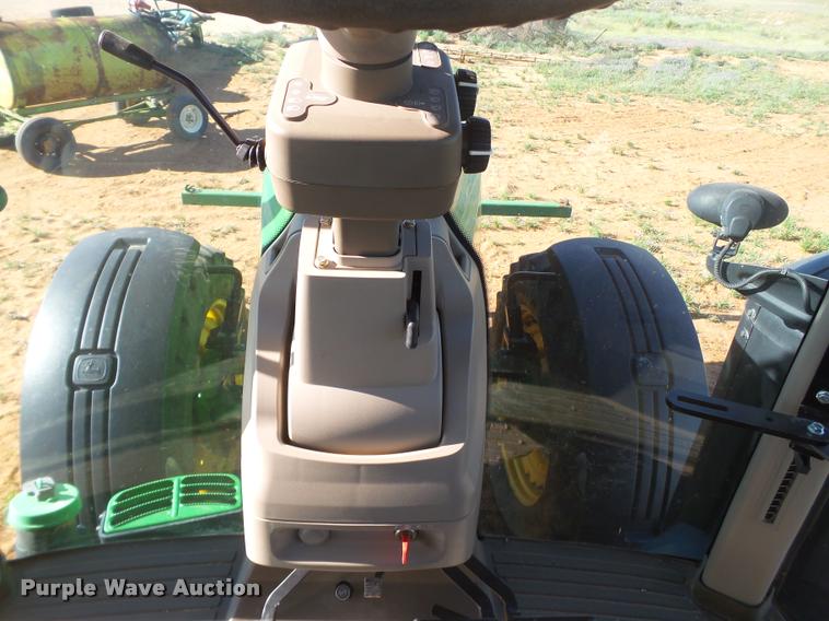 image for item L1528 2011 John Deere 8260R MFWD tractor