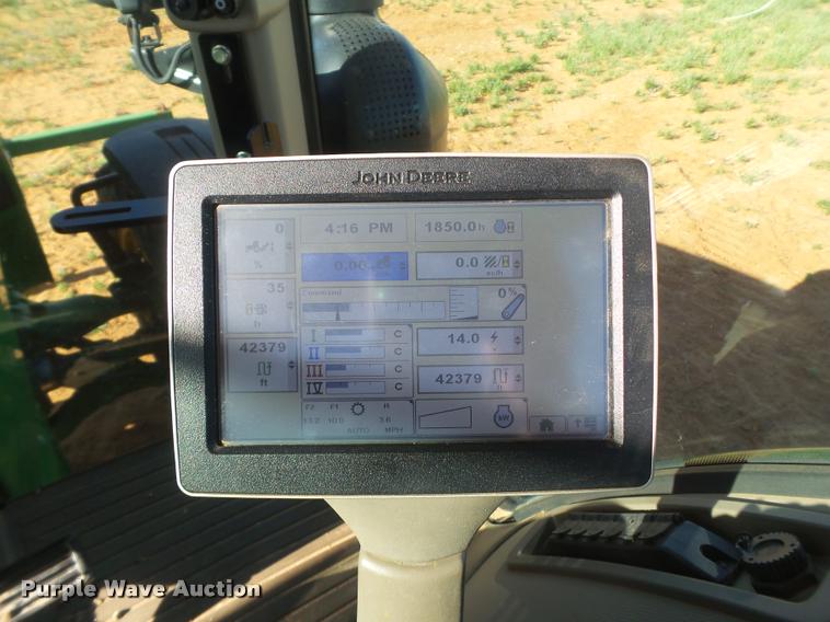 image for item L1528 2011 John Deere 8260R MFWD tractor