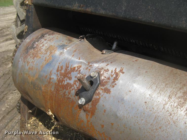 image for item L2356 1980 Gleaner L2 combine