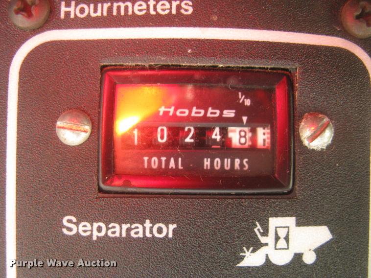 image for item L2356 1980 Gleaner L2 combine