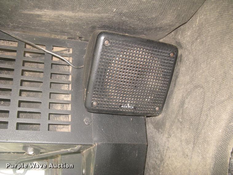 image for item L2356 1980 Gleaner L2 combine