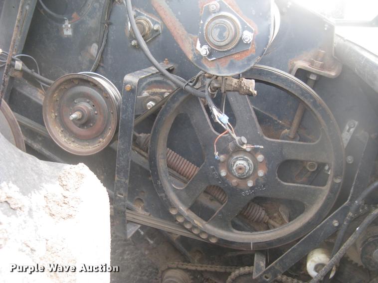 image for item L2356 1980 Gleaner L2 combine