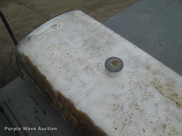 image for item L2356 1980 Gleaner L2 combine