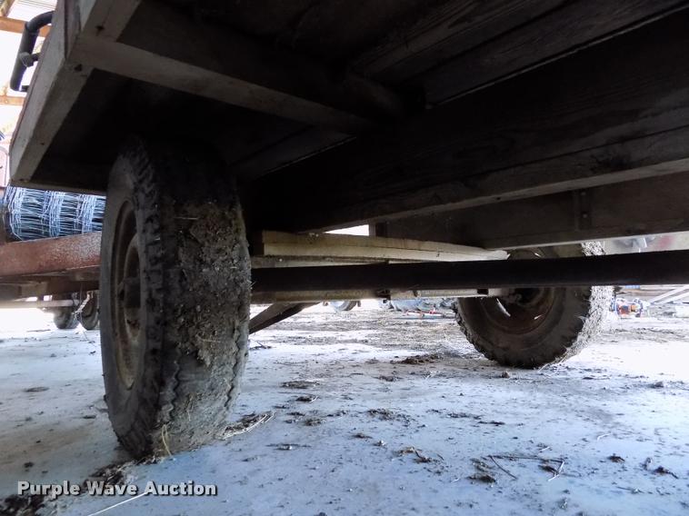 image for item BI9705 Hay trailer