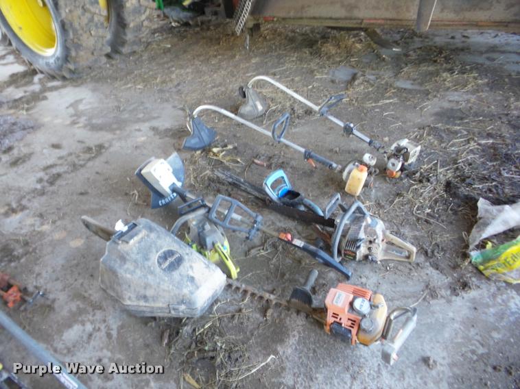 image for item BI9709 Lawn and garden equipment