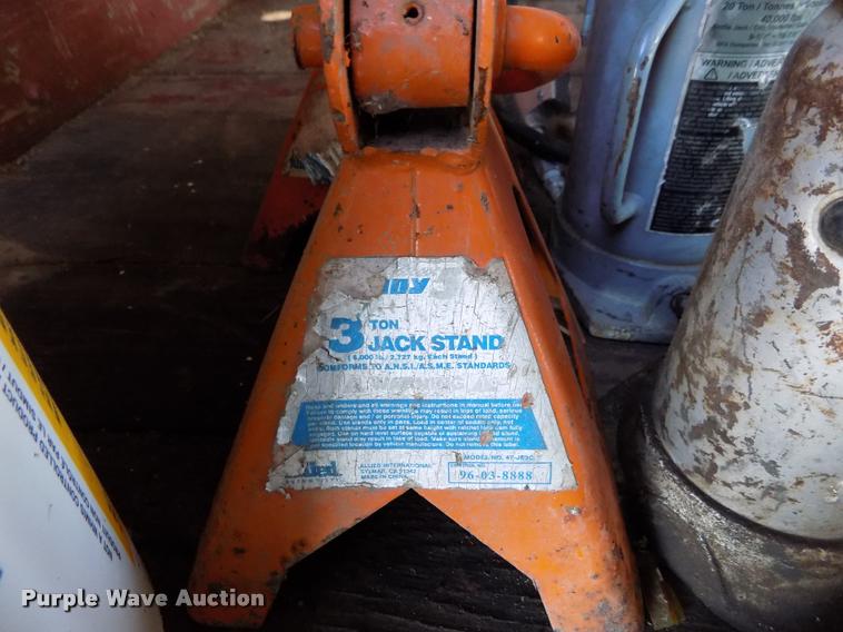 image for item BI9713 Tools