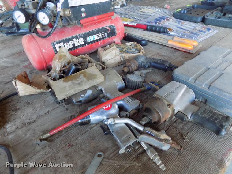 image for item BI9715 Tools