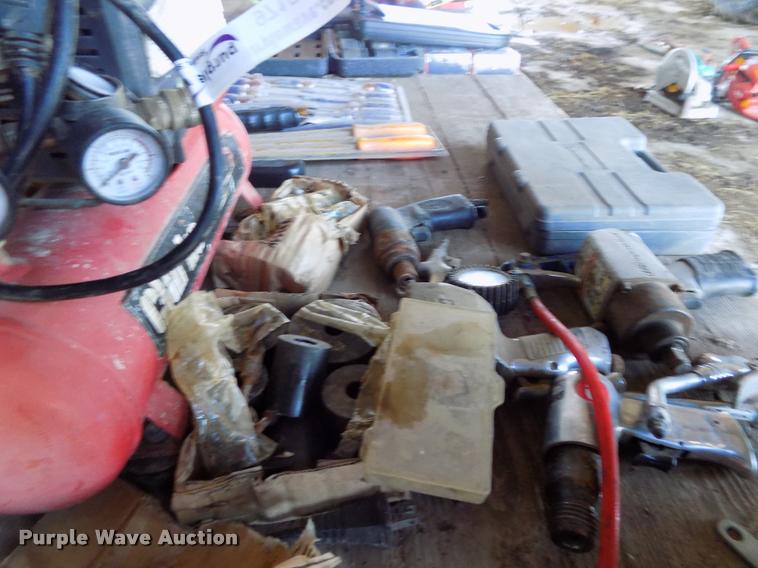 image for item BI9715 Tools