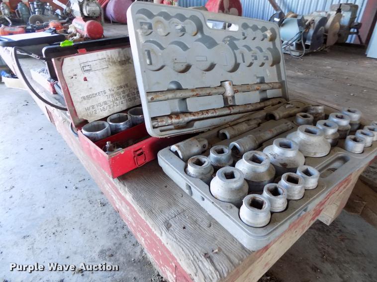 image for item BI9717 Tools