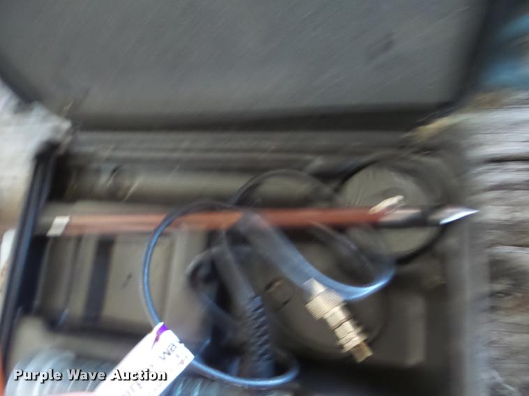 image for item BI9721 Delmhorst hay moisture meter