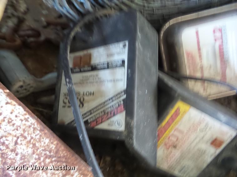 image for item BI9724 Fencing materials