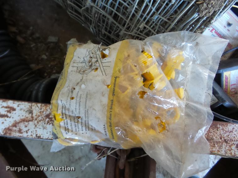 image for item BI9724 Fencing materials