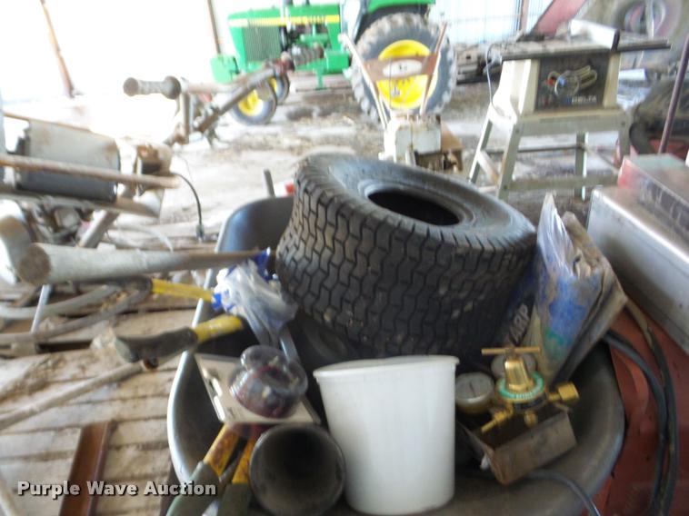 image for item BI9727 Tools