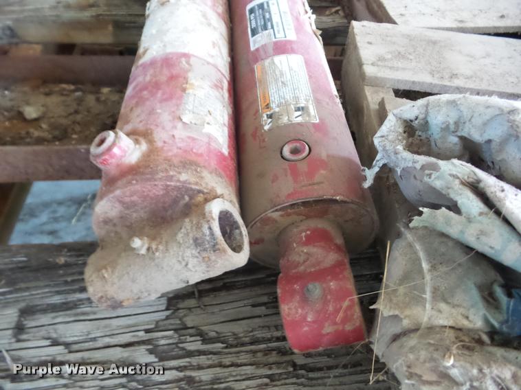 image for item BI9728 Tools