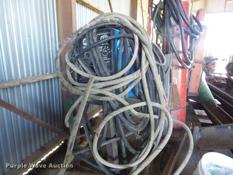 image for item BI9729 Miller 130 wire welder