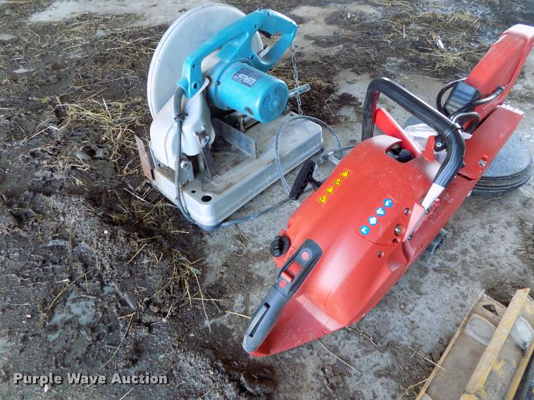 image for item BI9733 Tools