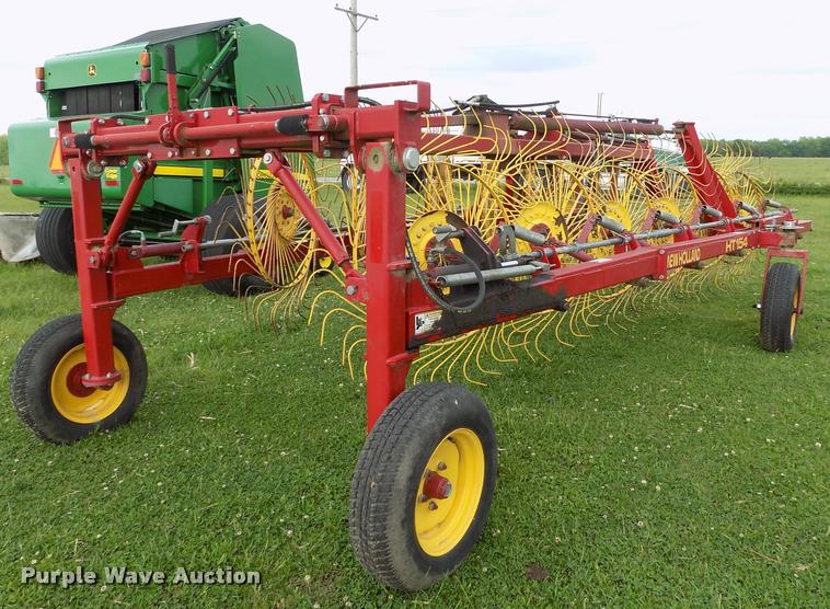 image for item BZ9738 New Holland HT154 hay rake