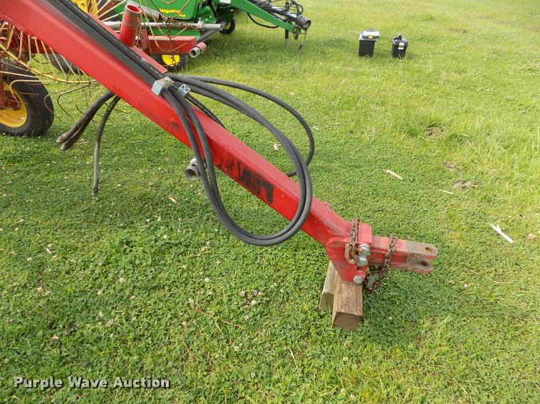 image for item BZ9738 New Holland HT154 hay rake