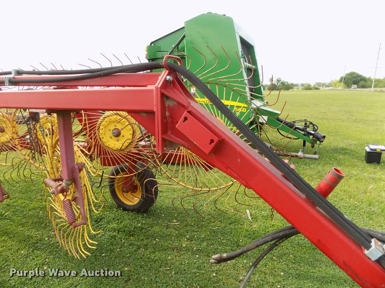 image for item BZ9738 New Holland HT154 hay rake