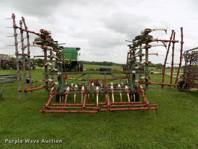 image for item BZ9742 Field cultivator