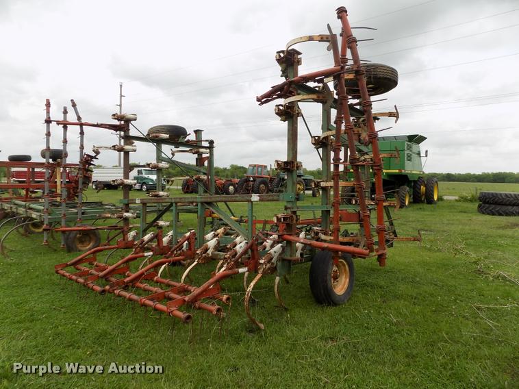 image for item BZ9742 Field cultivator