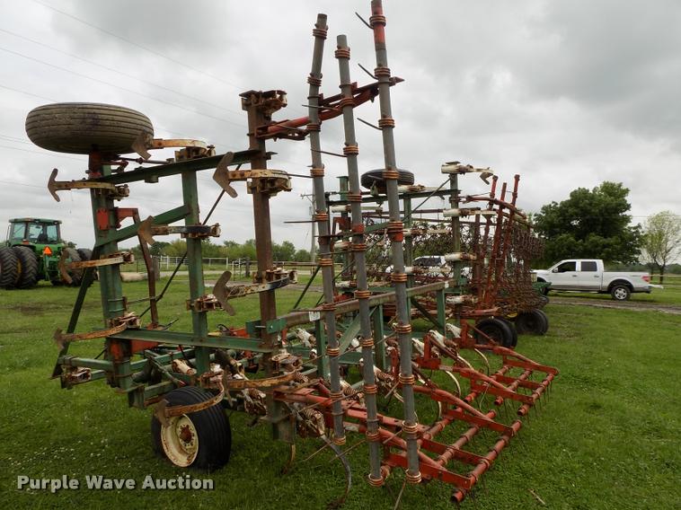 image for item BZ9742 Field cultivator