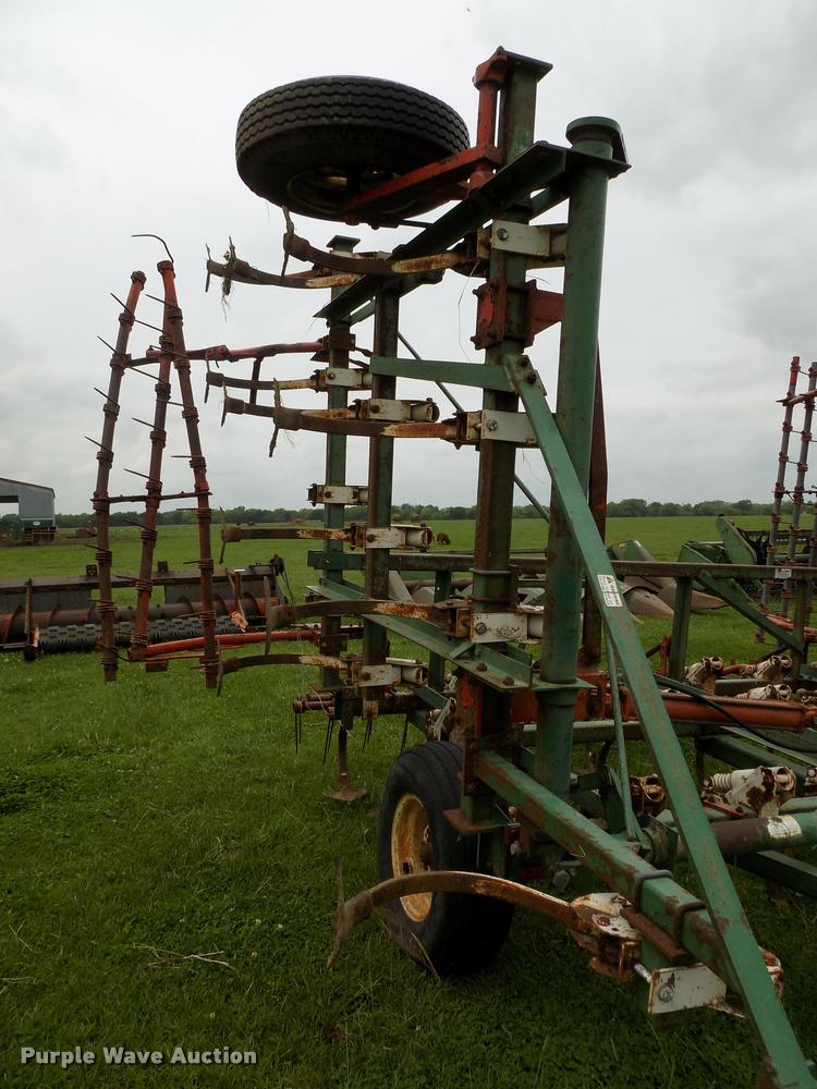 image for item BZ9742 Field cultivator