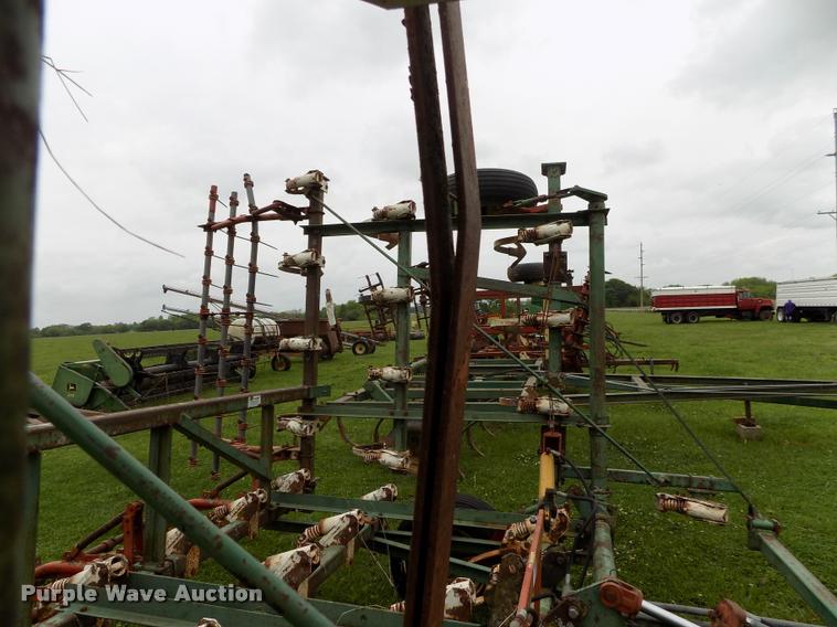 image for item BZ9742 Field cultivator