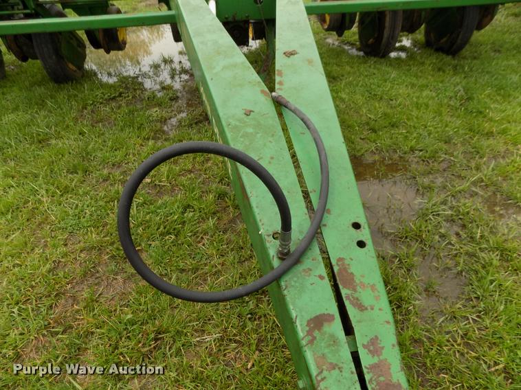 image for item BZ9744 John Deere P7000 planter