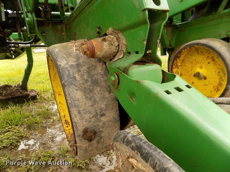 image for item BZ9744 John Deere P7000 planter