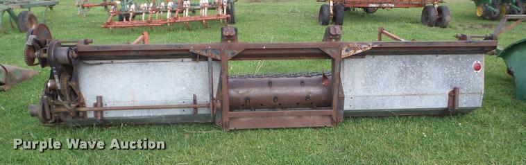 image for item BZ9747 Gleaner pickup head