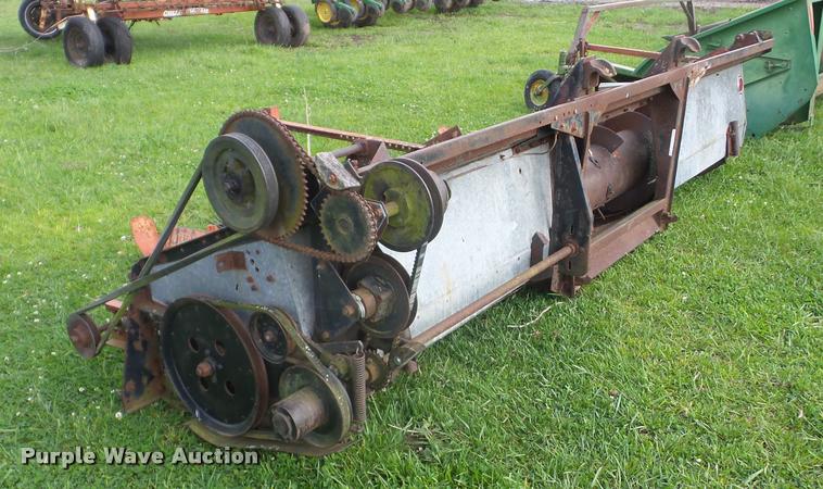 image for item BZ9747 Gleaner pickup head