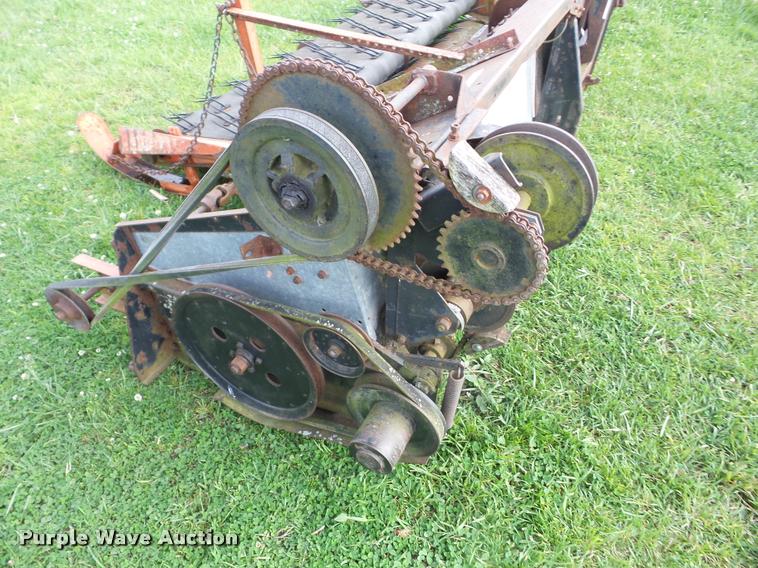 image for item BZ9747 Gleaner pickup head