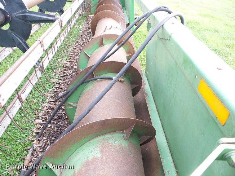 image for item BZ9749 John Deere 216 rigid head