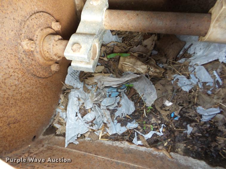 image for item BZ9749 John Deere 216 rigid head