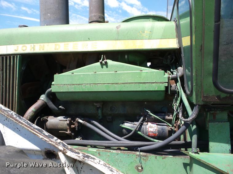 image for item DP9486 1974 John Deere 7520 tractor